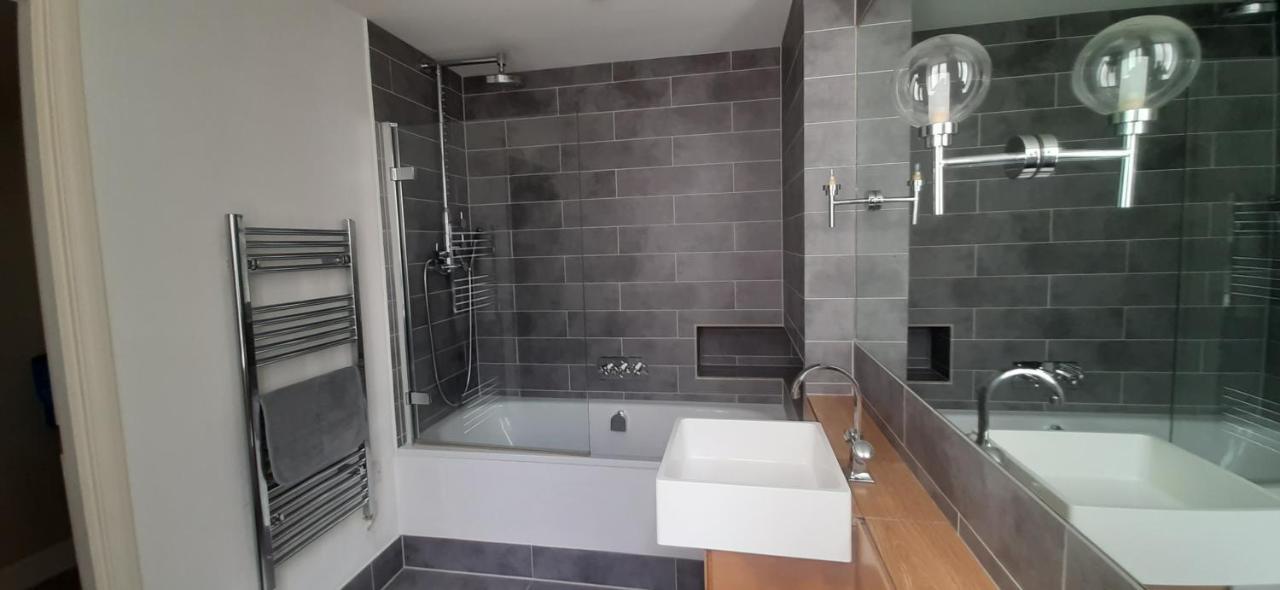 Rare Luxury Harbourview Apartment Sleeps 6 توركواي المظهر الخارجي الصورة
